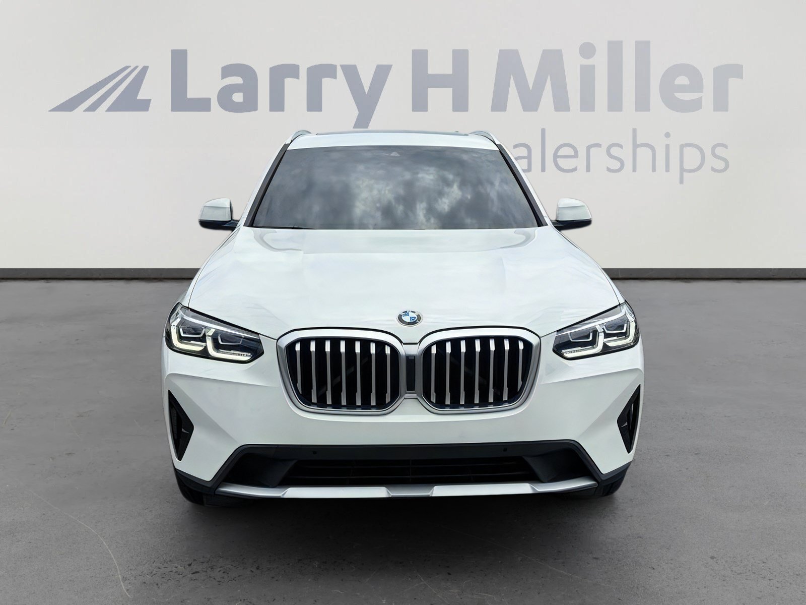 Used 2022 BMW X3 sDrive30i w/ Premium Package 2 (ZPA) RWD image 9