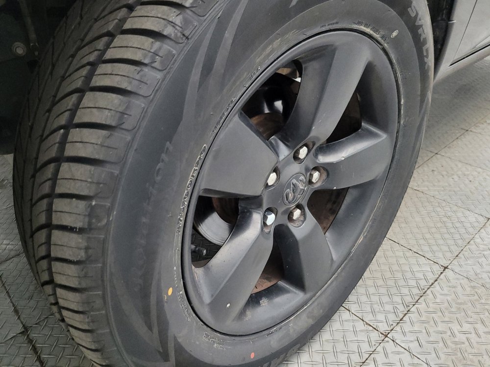 Used 2019 RAM 1500 Express w/ Express Value Package image 31