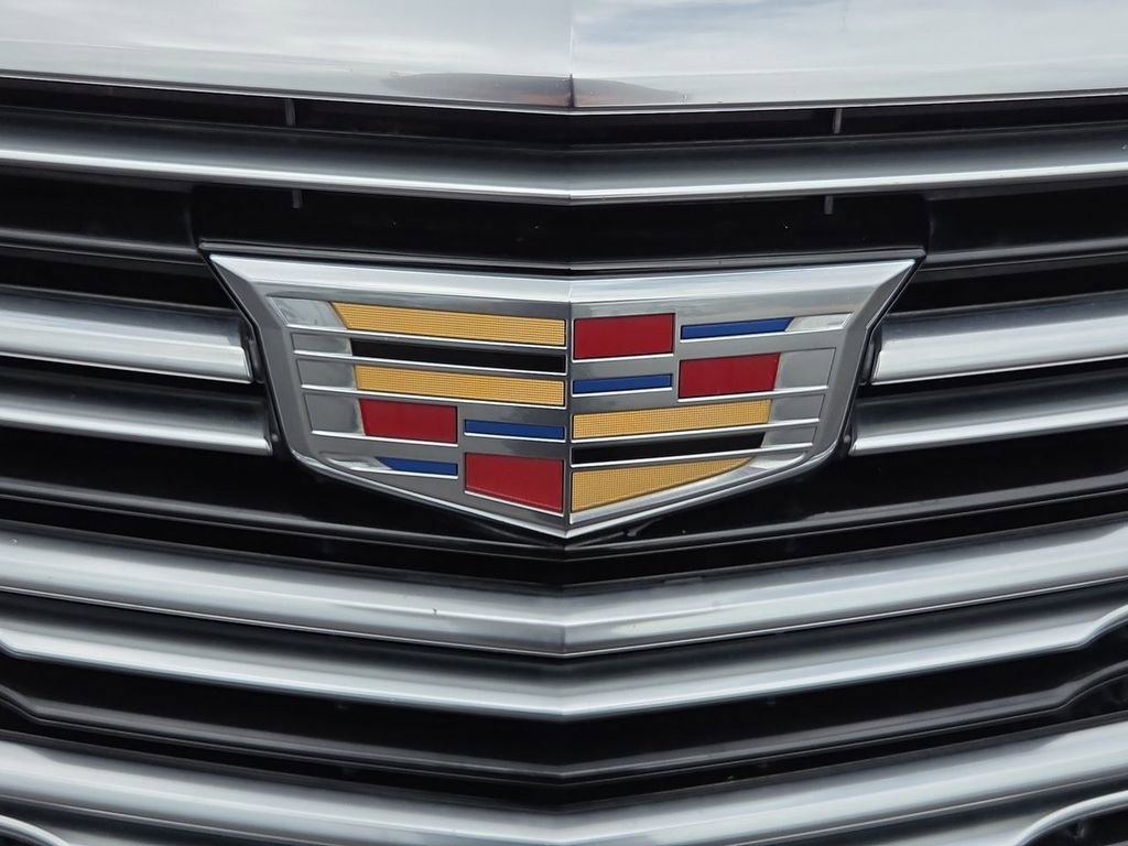 Used 2017 Cadillac XT5 Luxury w/ Driver Awareness Package image 22