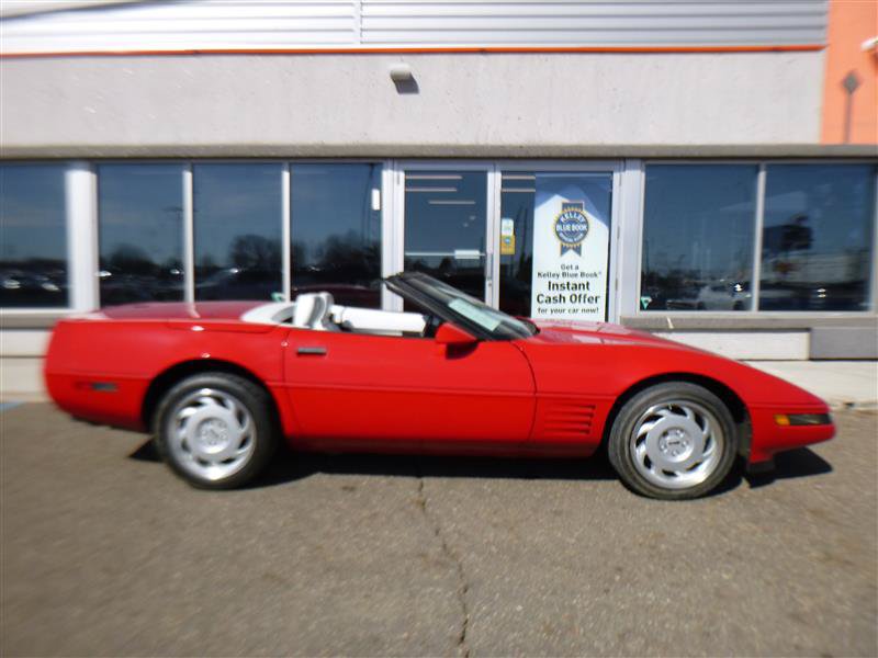 Used 1992 Chevrolet Corvette Convertible RWD image 7