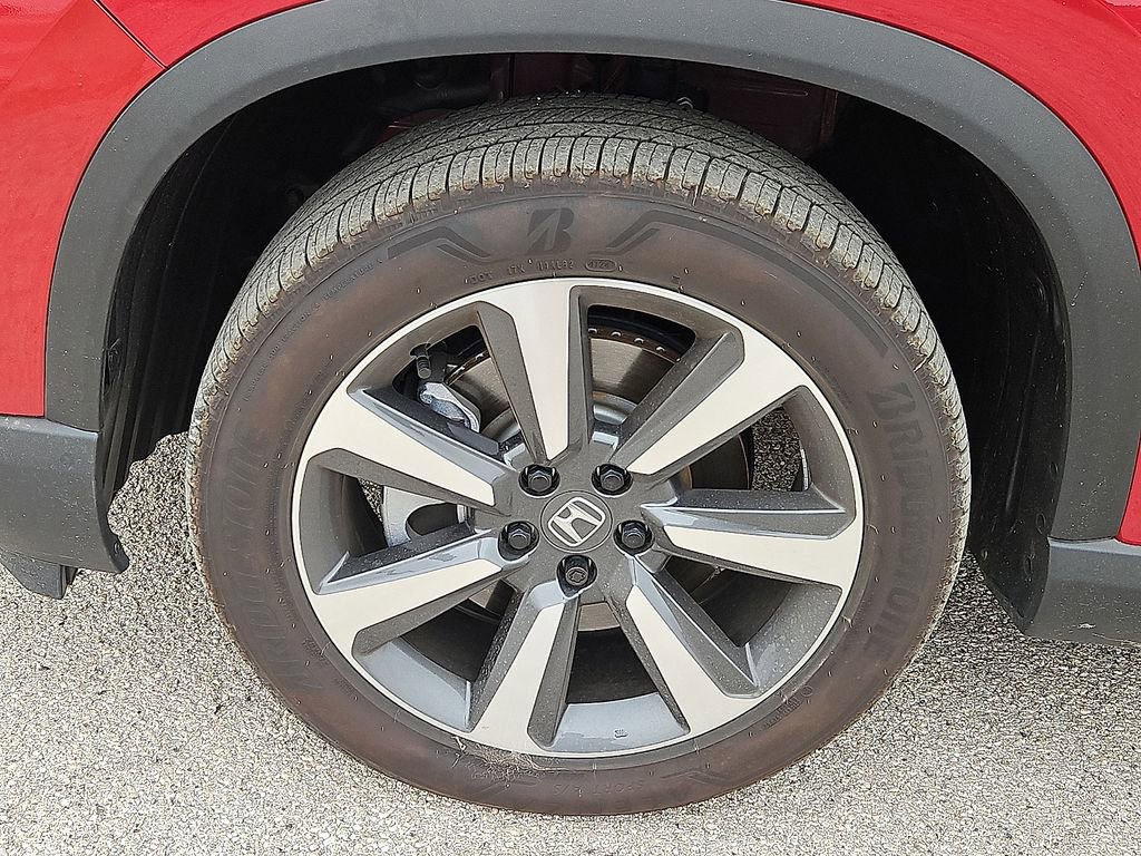 Used 2025 Honda Pilot Elite image 13