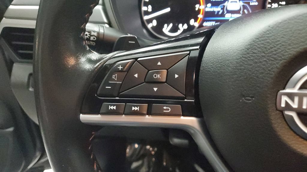 Used 2024 Nissan Altima 2.5 SR FWD image 29