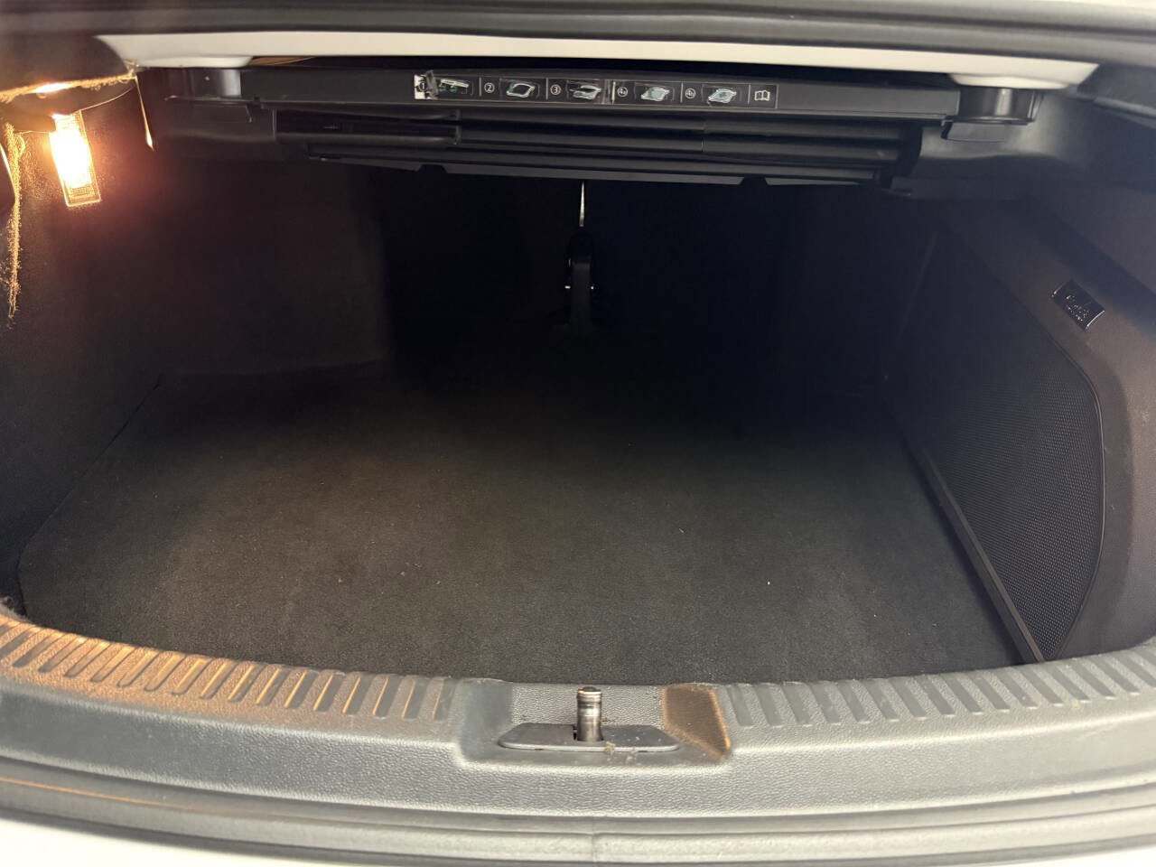 Used 2014 Volkswagen Beetle 2.5 image 29