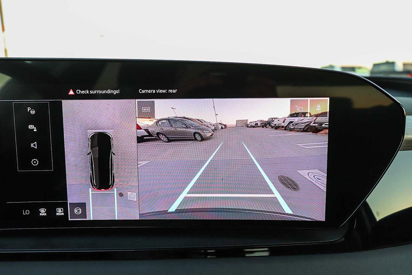 Used 2025 Audi Q6 e-tron Premium Plus w/ Premium Plus image 32