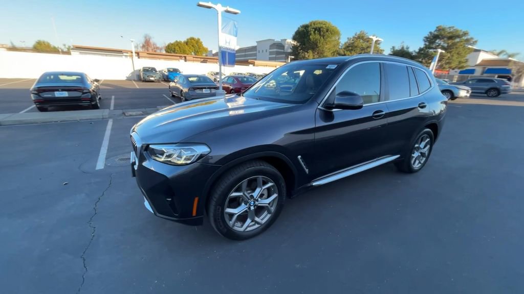 Used 2023 BMW X3 xDrive30i w/ Premium Package image 4