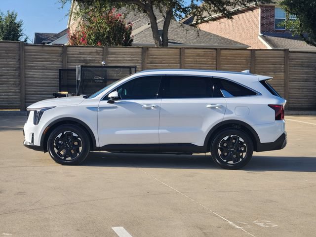 Used 2025 Kia Sorento S w/ Panoramic Sunroof Package FWD image 12