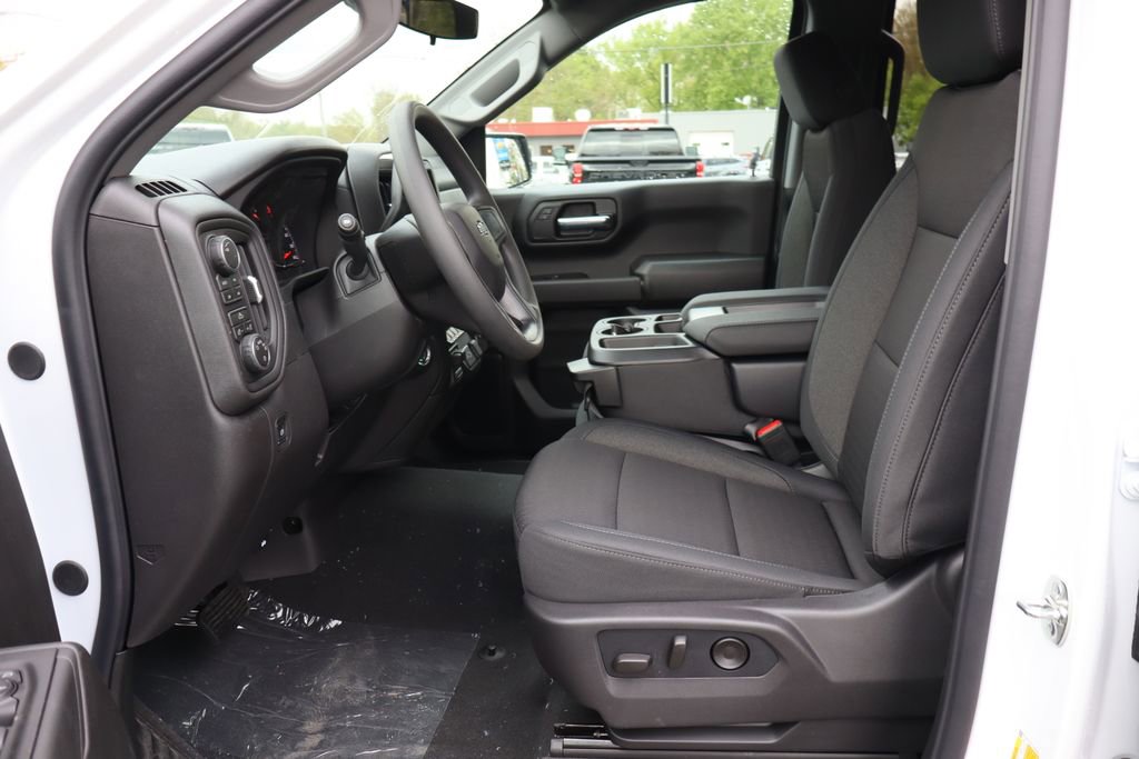 New 2026 Chevrolet Silverado 1500 Custom Trail Boss AWD/4WD image 5