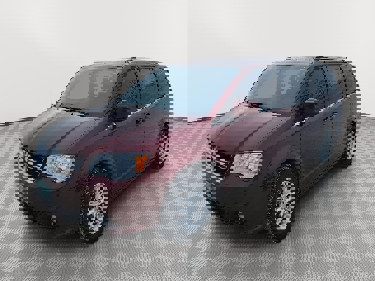 Used 2018 Dodge Grand Caravan SXT w/ Rear Park Assist Package image 1