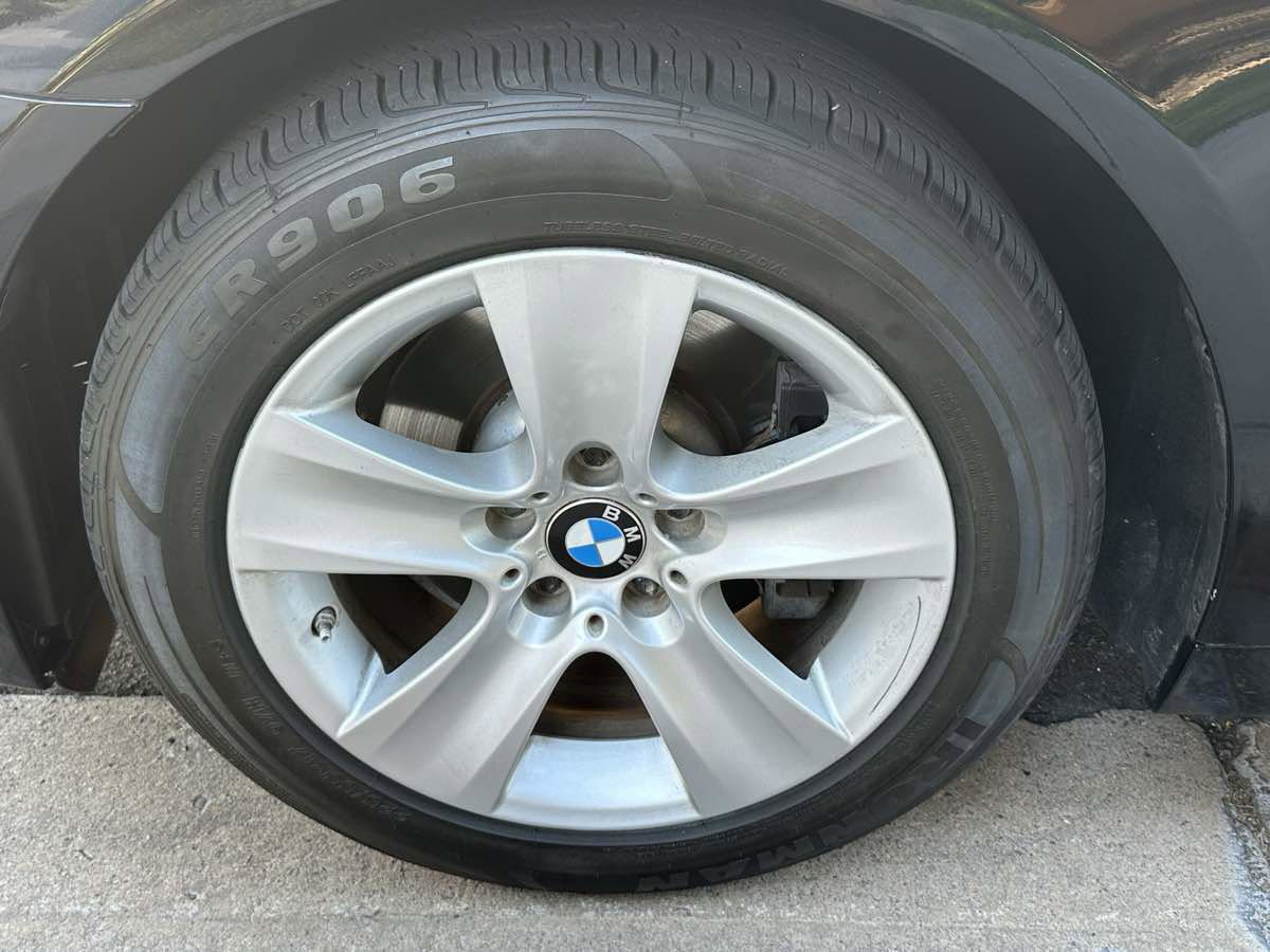 Used 2013 BMW 528i Sedan RWD image 56