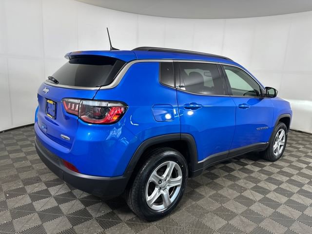 Used 2023 Jeep Compass Latitude w/ Convenience Group image 3