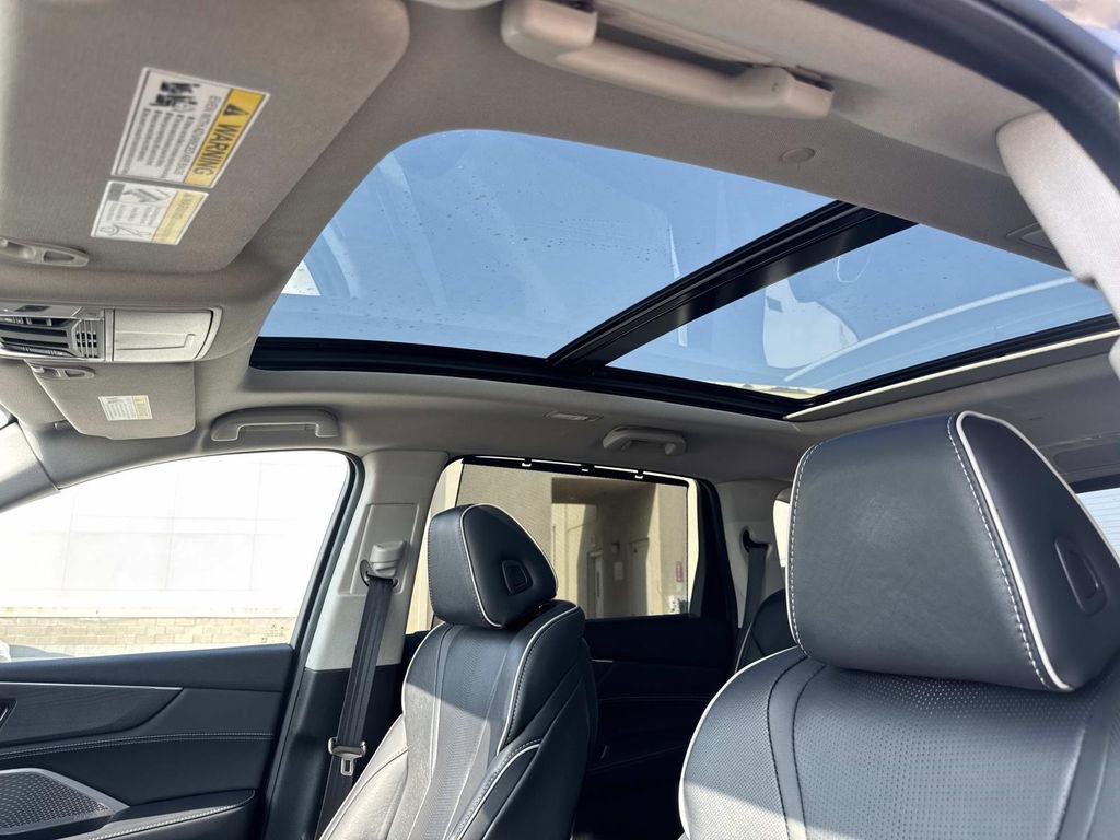 Used 2023 Acura MDX SH-AWD w/ Advance Package image 20