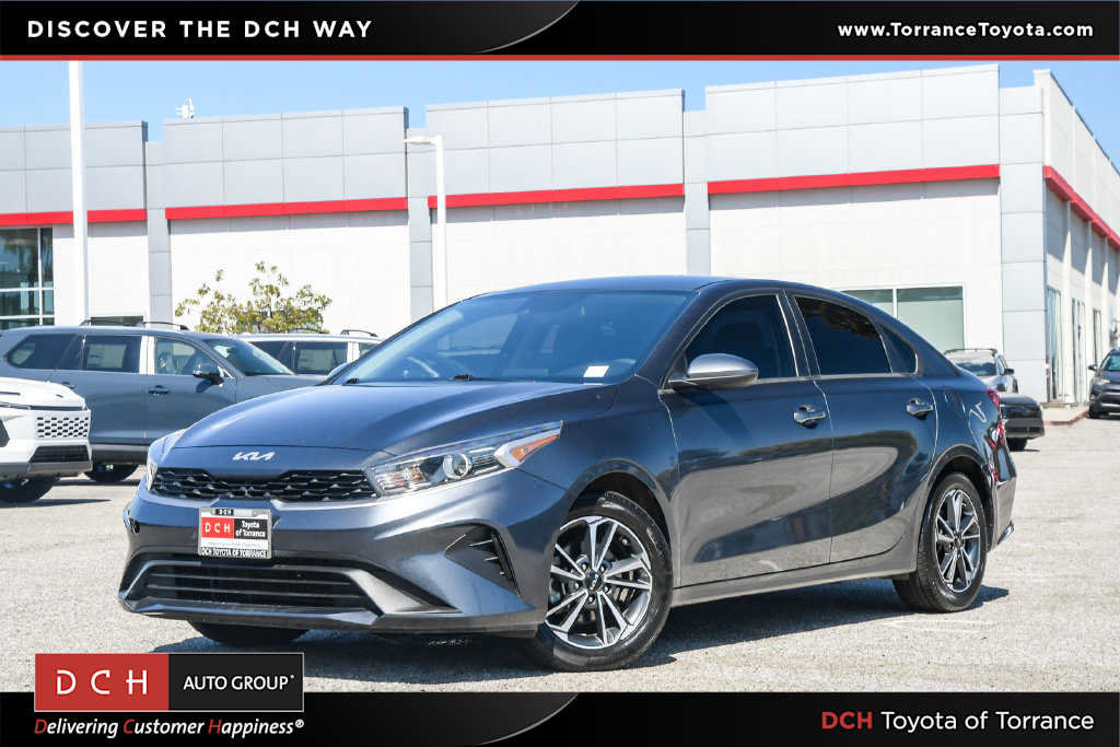 Used 2022 Kia Forte LXS FWD image 1