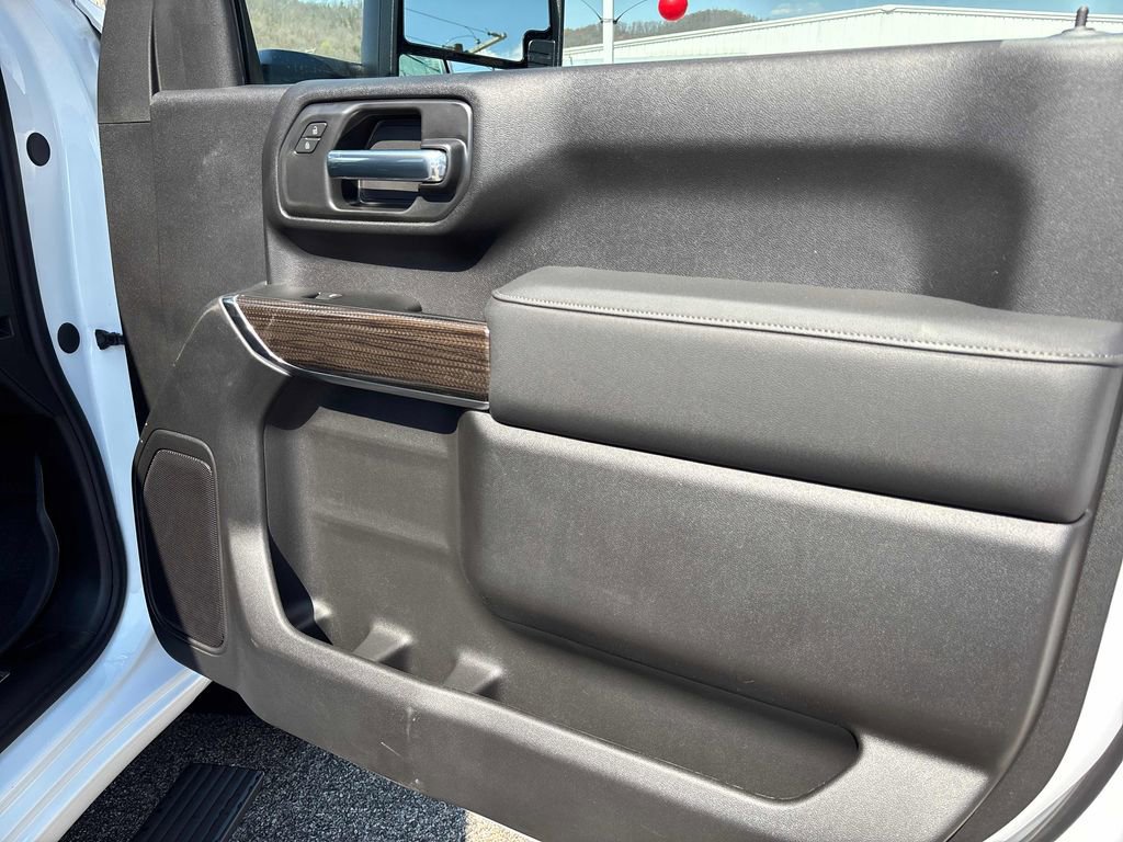 New 2026 Chevrolet Silverado 3500 LT image 24