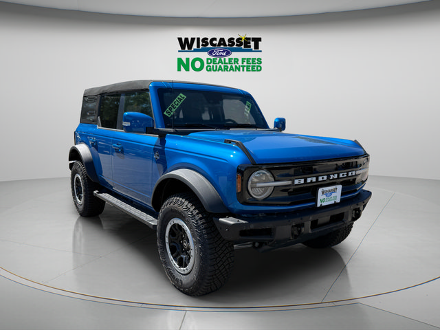 New 2024 Ford Bronco Outer Banks w/ Sasquatch Package AWD/4WD image 1