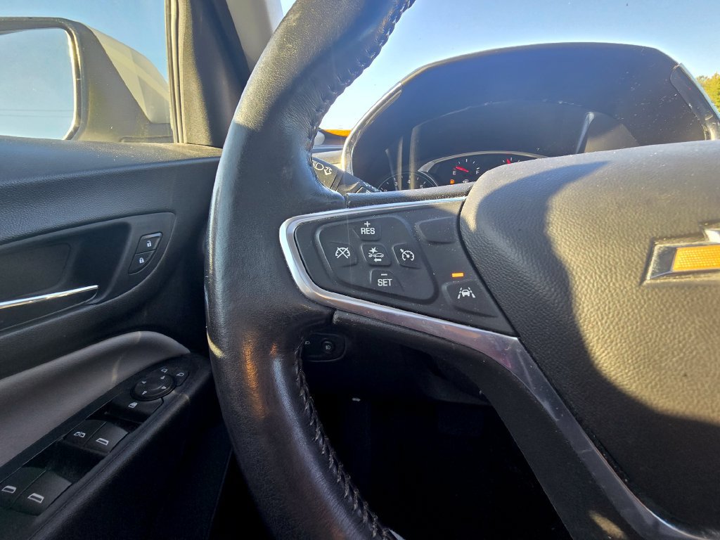 Used 2020 Chevrolet Equinox LT FWD image 24