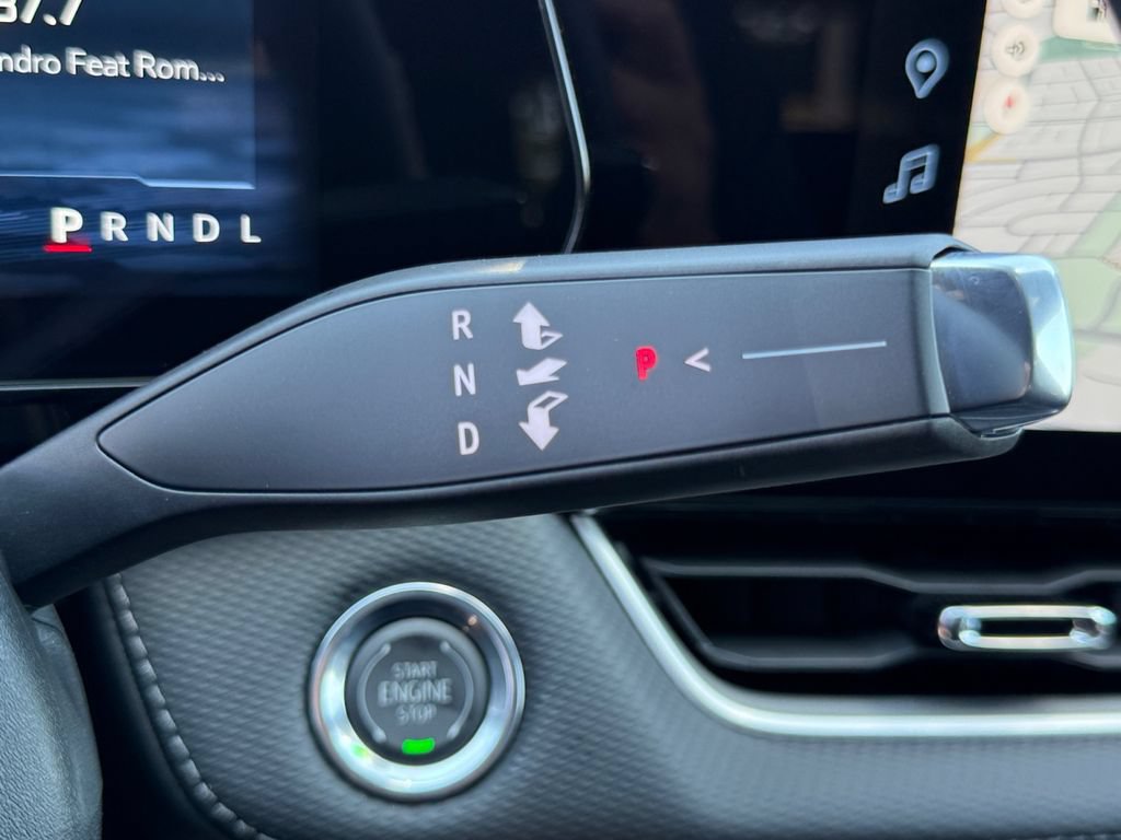 New 2027 Chevrolet Equinox LT w/ Safety and Technology Package AWD/4WD image 20