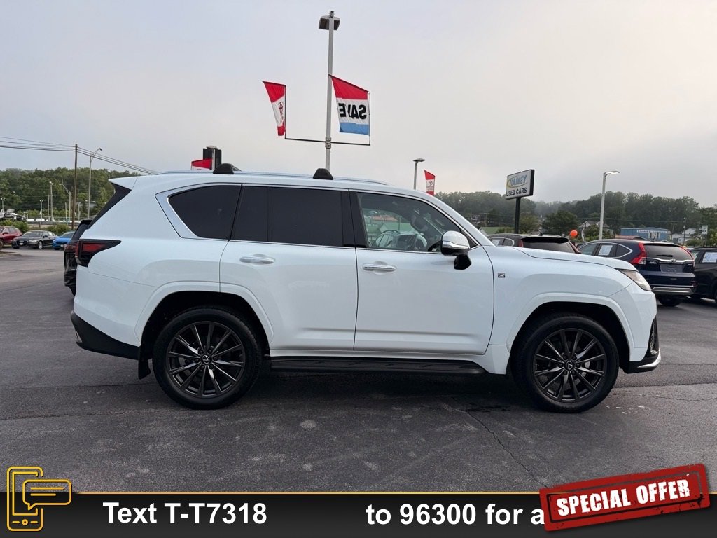 Used 2023 Lexus LX 600 F Sport image 3