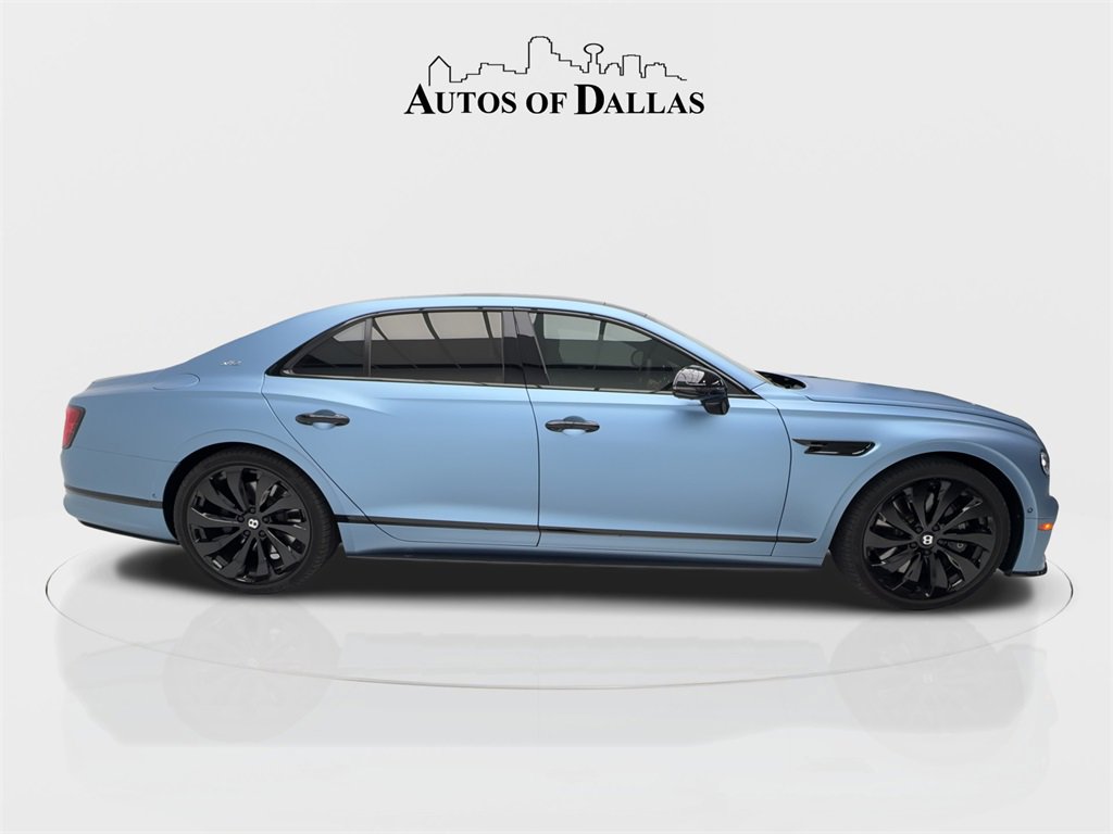 Used 2022 Bentley Flying Spur W12 image 7