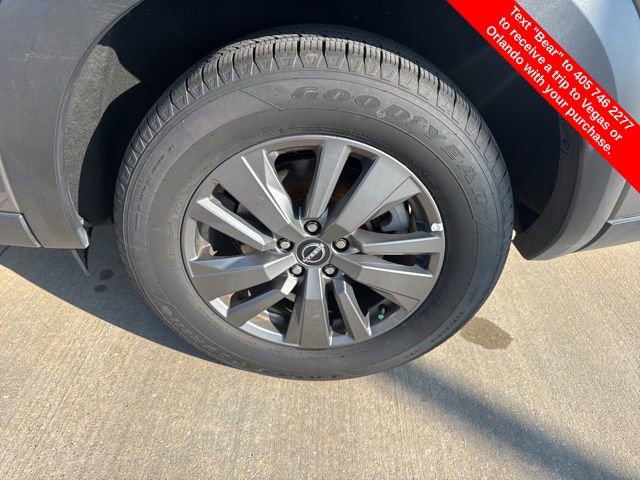 Used 2024 Nissan Pathfinder SV image 9