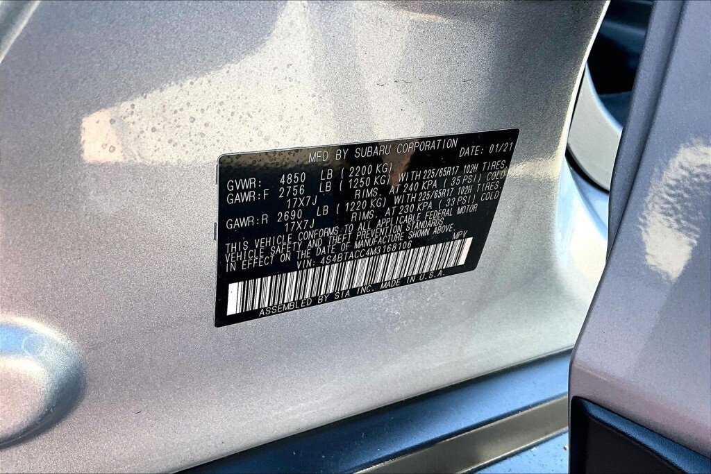 Used 2021 Subaru Outback Premium image 17