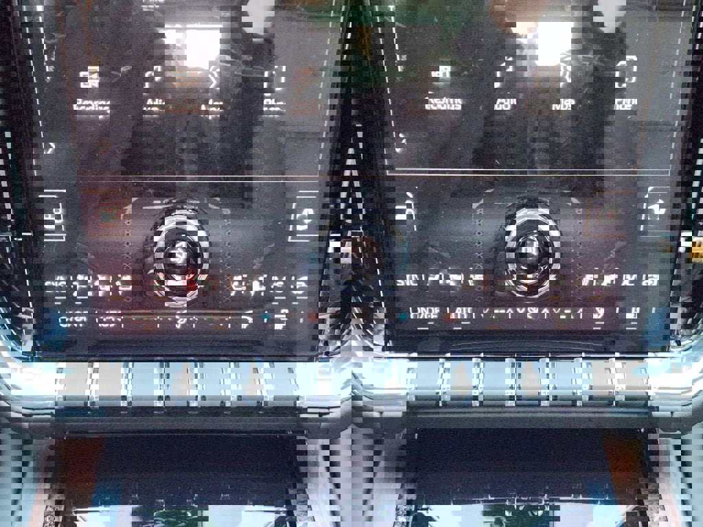 New 2026 GMC Yukon Denali w/ Denali Reserve Package image 13