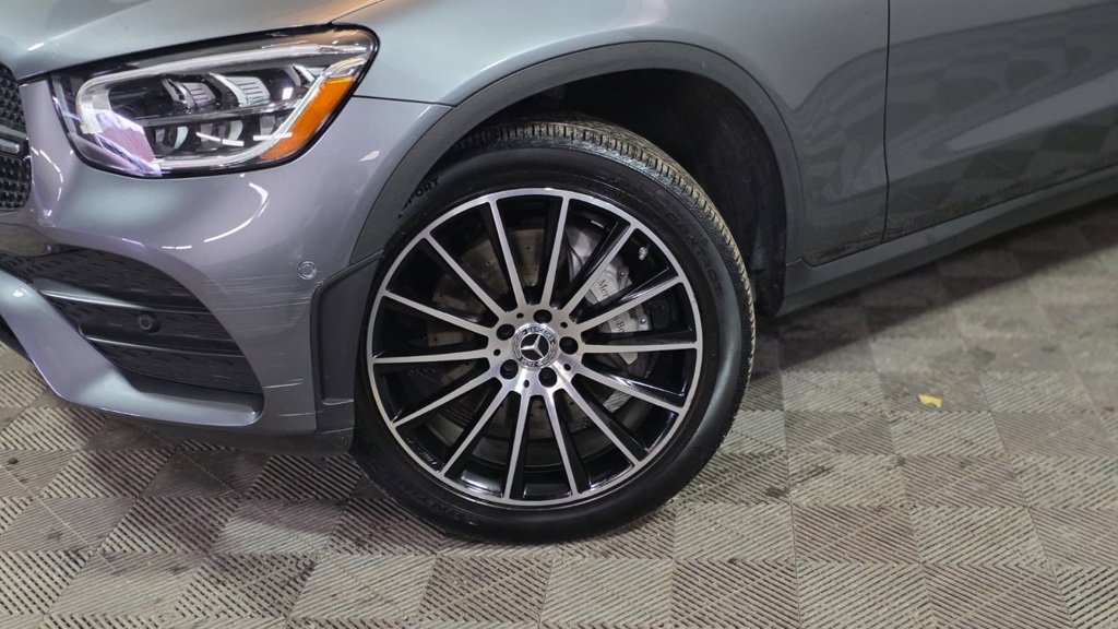Used 2022 Mercedes-Benz GLC 300 4MATIC Coupe image 2