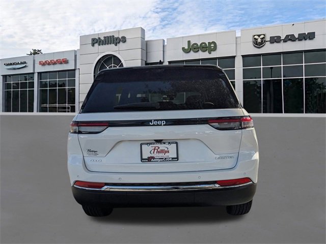 New 2025 Jeep Grand Cherokee Limited image 5