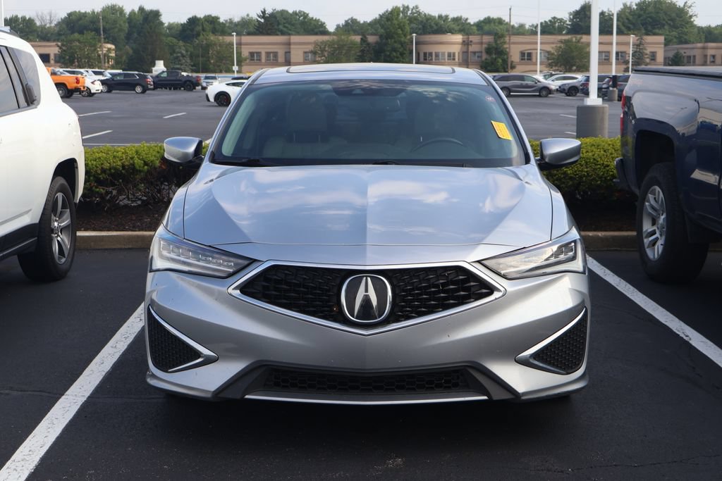 Used 2019 Acura ILX FWD image 2