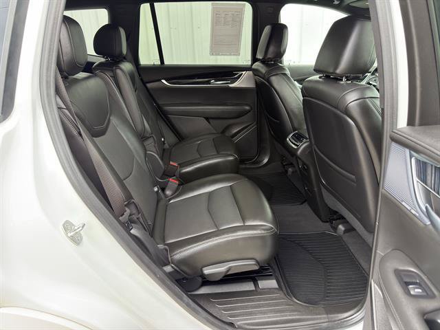 Used 2024 Cadillac XT6 Premium Luxury AWD/4WD image 22