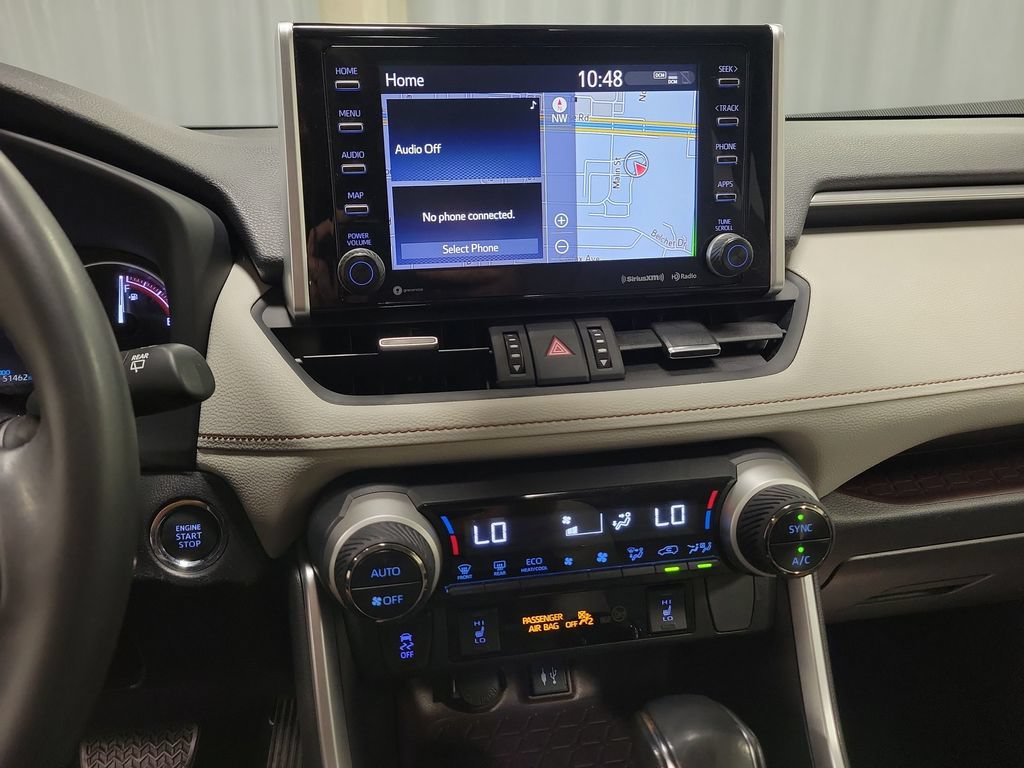 Used 2019 Toyota RAV4 Limited FWD image 17