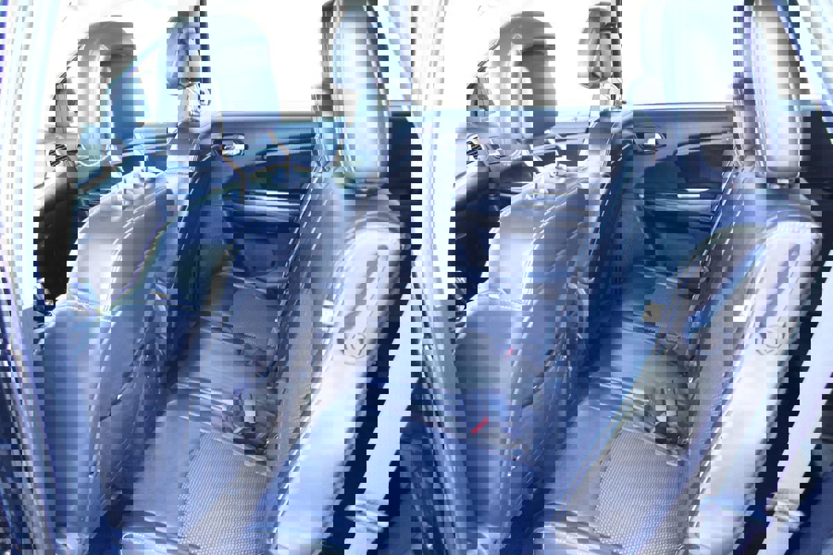 Used 2015 Dodge Journey Crossroad w/ Flexible Seating Group image 17