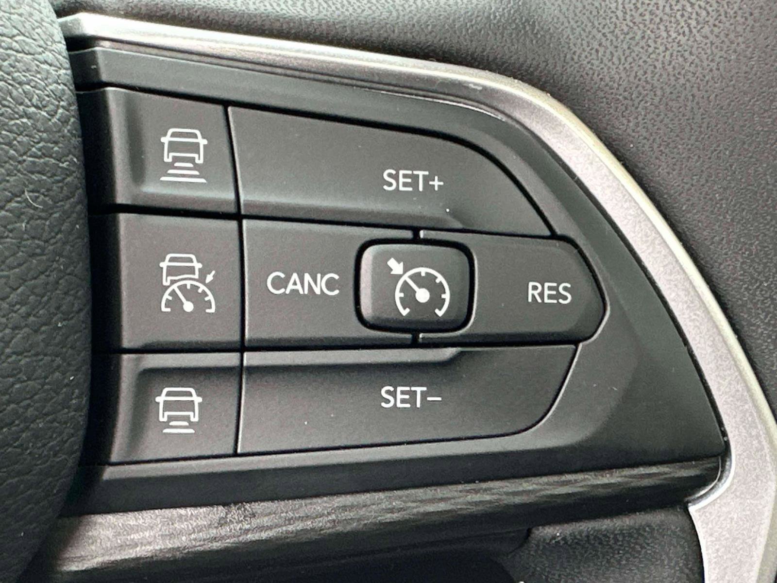 Used 2024 Jeep Grand Cherokee L Altitude image 22