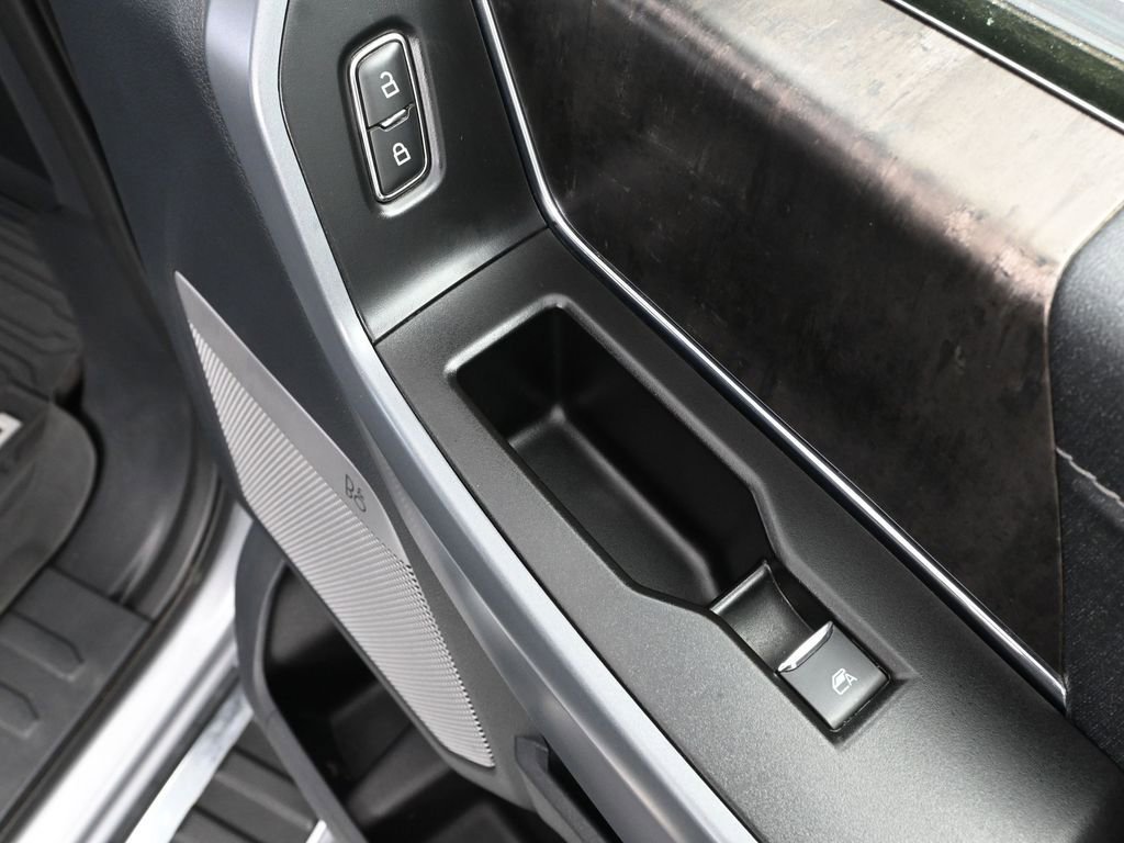 Used 2022 Ford F150 Lariat image 47