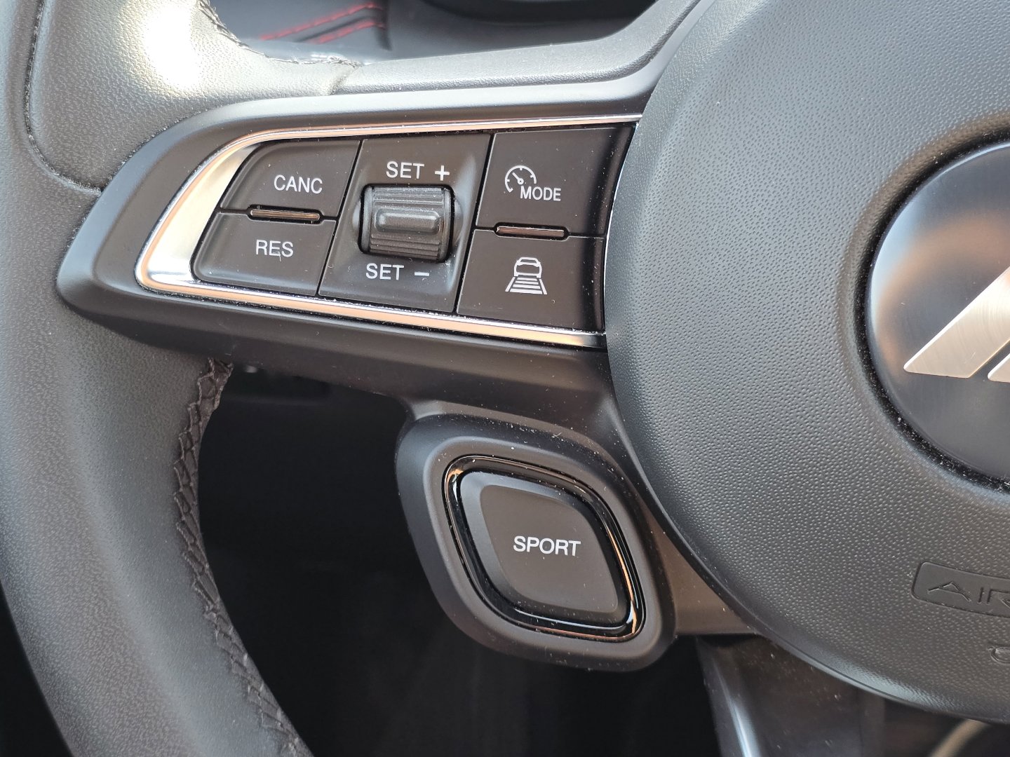 Used 2024 Dodge Hornet GT image 16