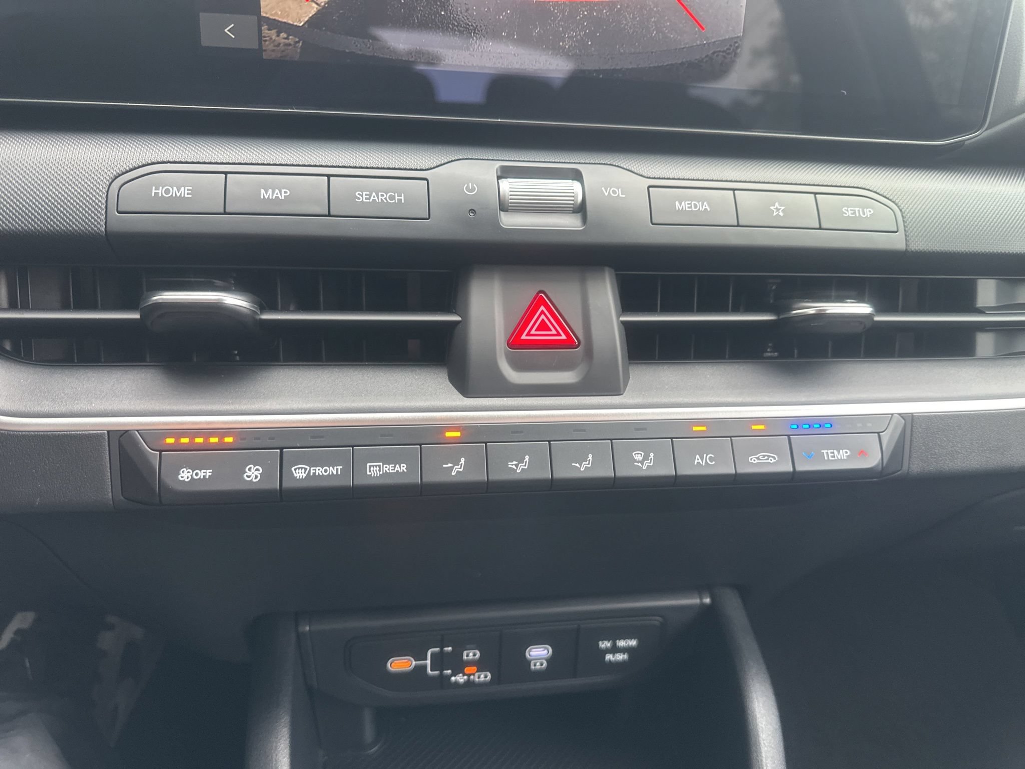 Used 2025 Kia K4 FWD image 25