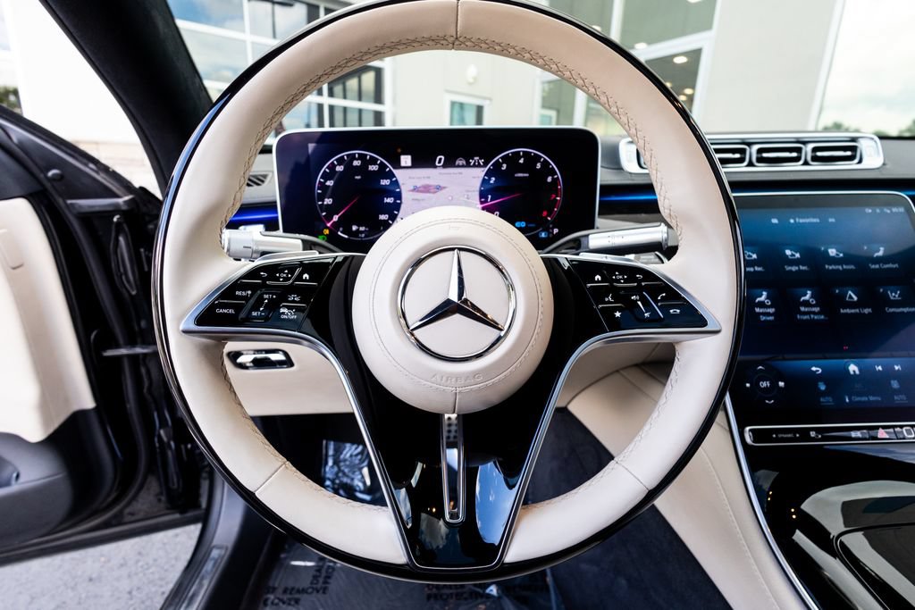 Used 2021 Mercedes-Benz S 580 4MATIC Sedan w/ AMG Line image 27