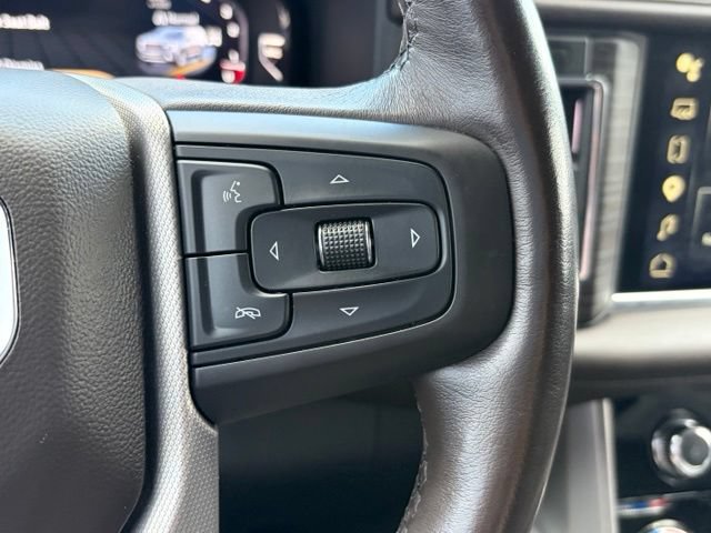 Used 2023 GMC Yukon XL Denali w/ Advanced Technology Package AWD/4WD image 24