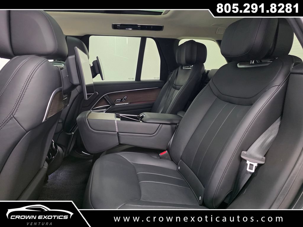 Used 2025 Land Rover Range Rover Autobiography AWD/4WD image 18