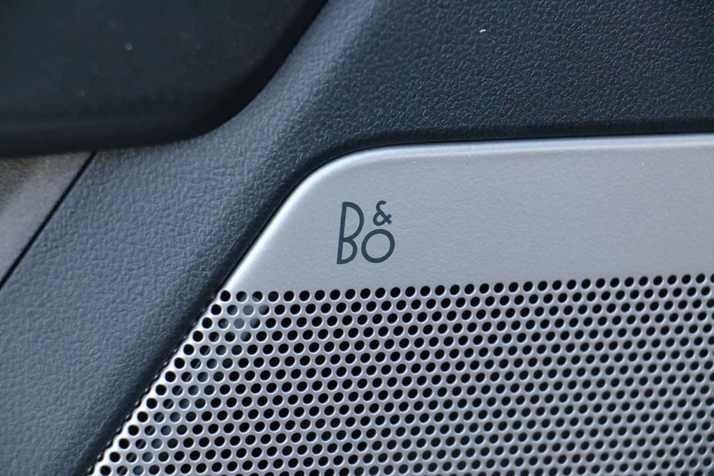 New 2026 Ford F350 Lariat w/ Black Appearance Package image 19