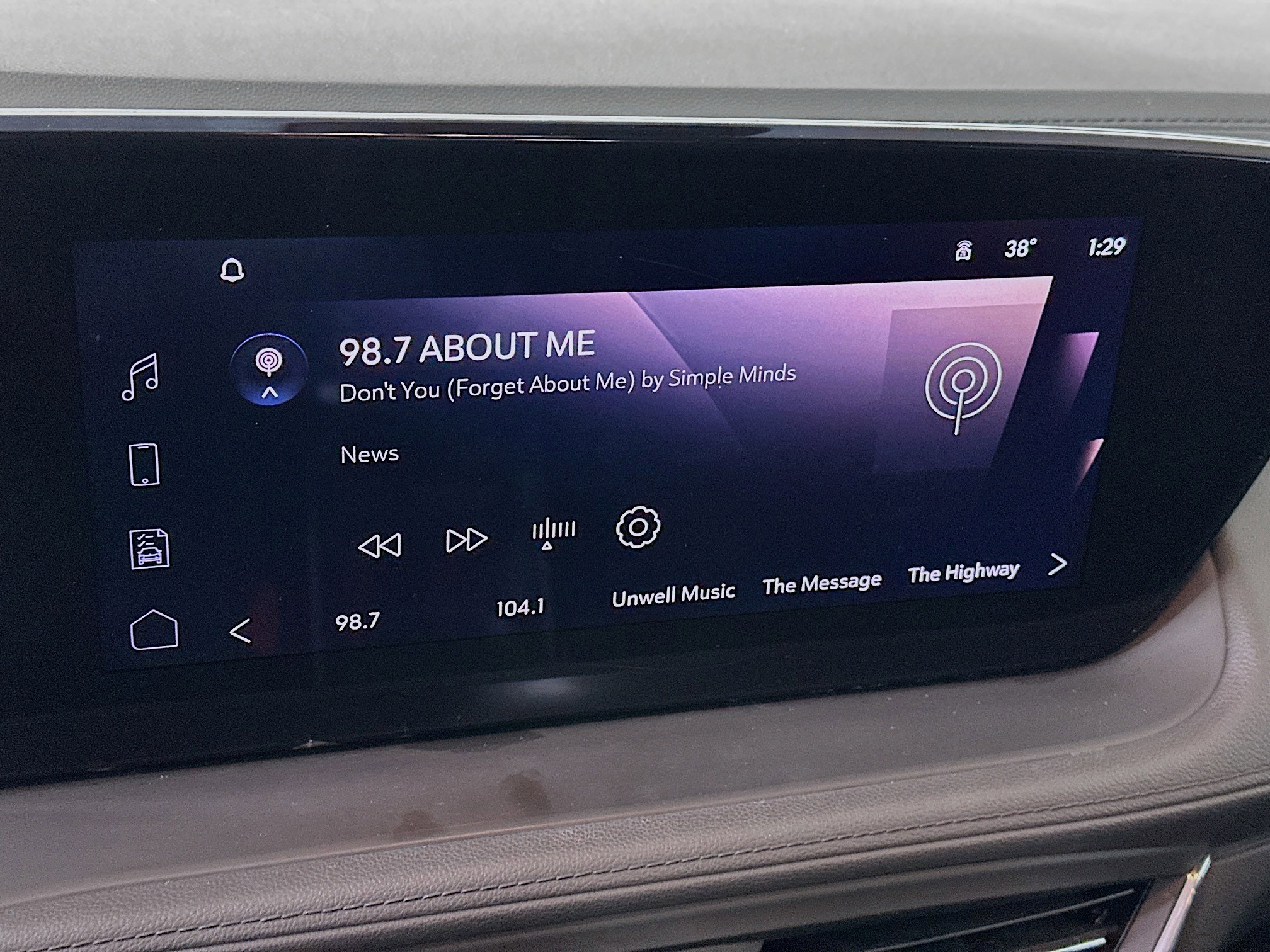 Used 2025 Buick Encore GX Preferred image 21