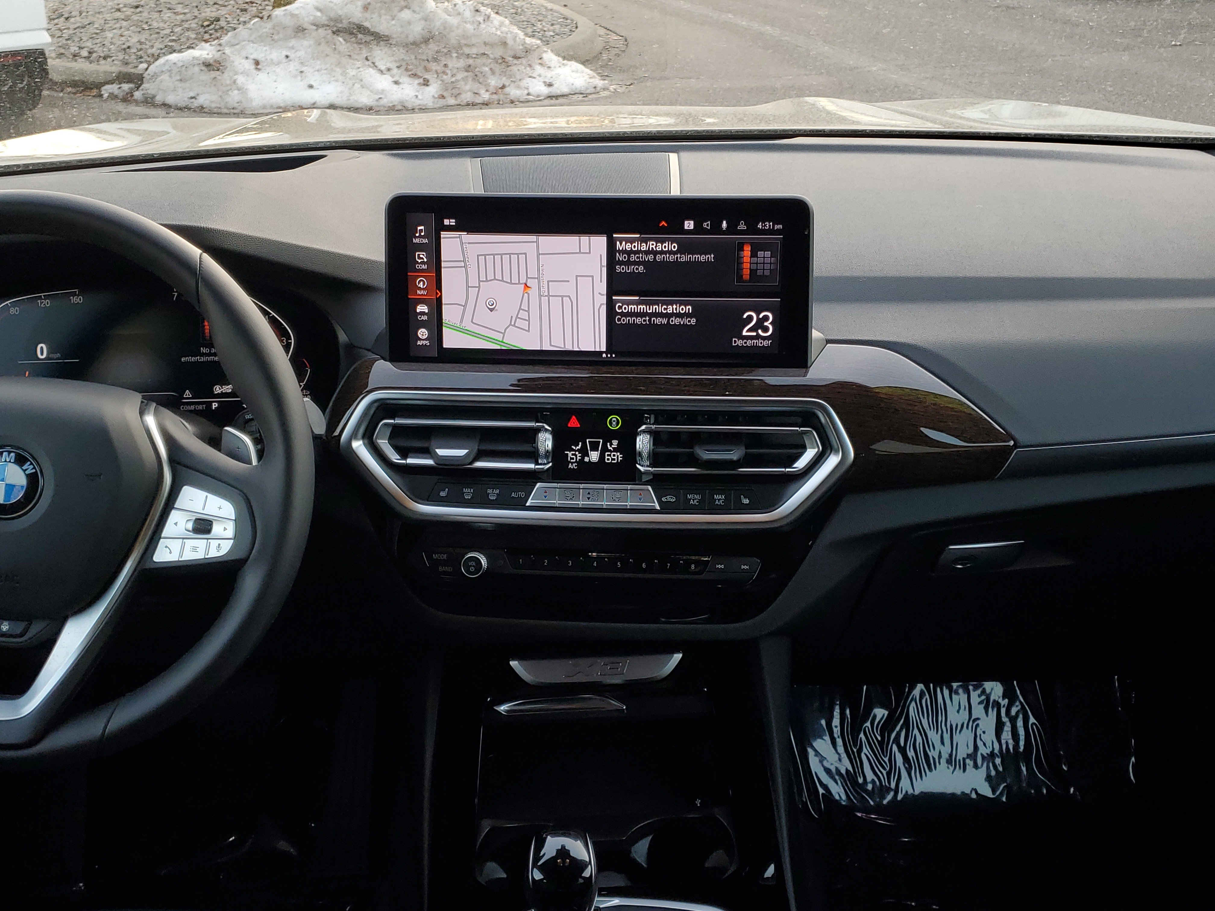 Certified 2024 BMW X3 xDrive30i w/ Premium Package image 23