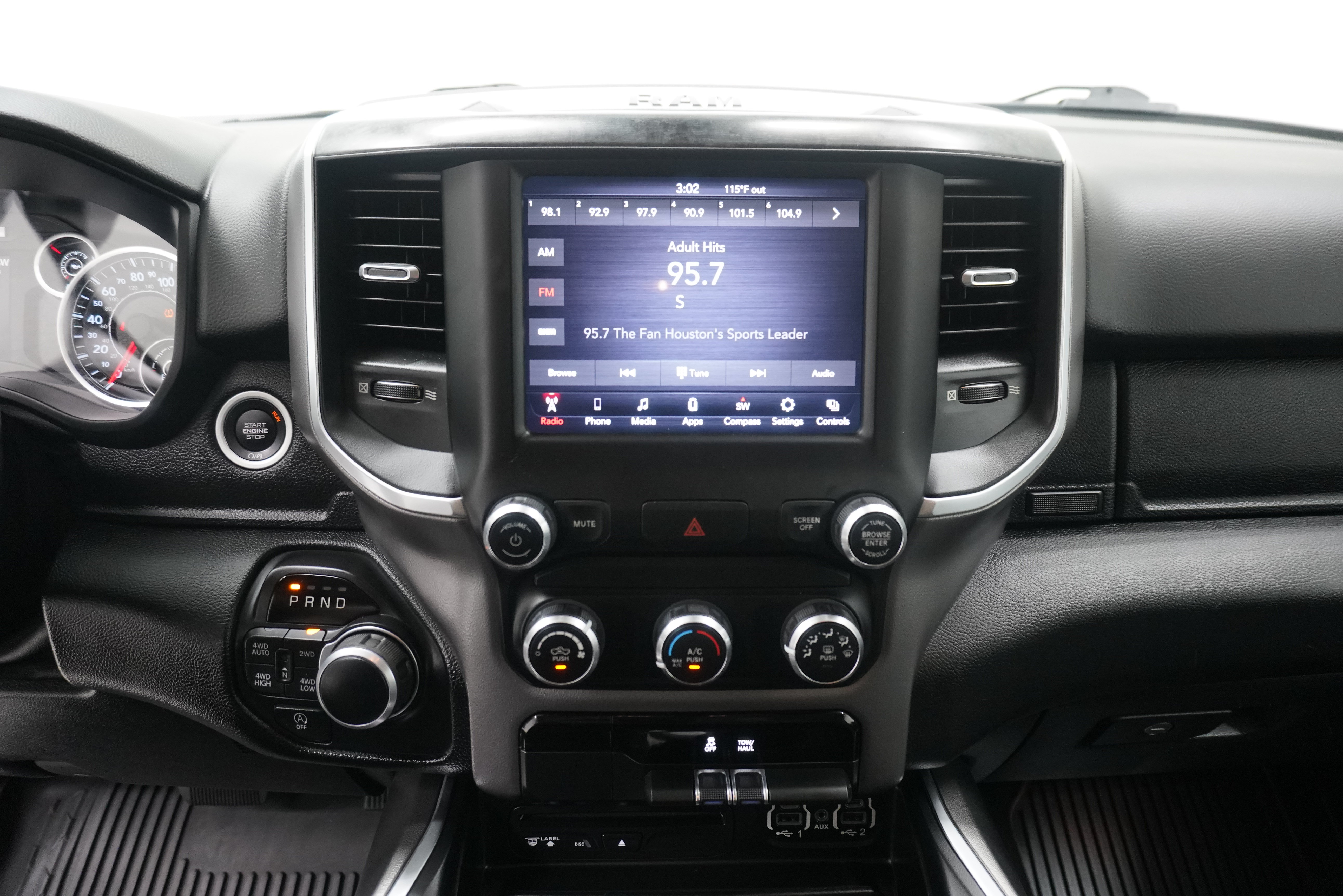 Used 2019 RAM 1500 Big Horn AWD/4WD image 18