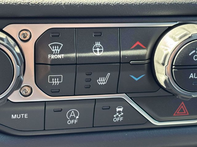New 2027 Jeep Wrangler Unlimited Sahara AWD/4WD image 26