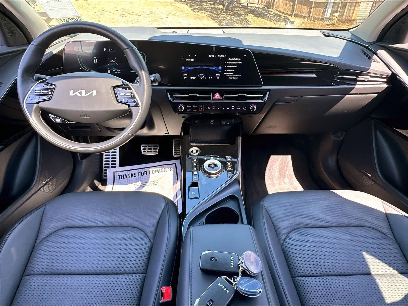 Used 2024 Kia Niro SX Touring FWD image 18