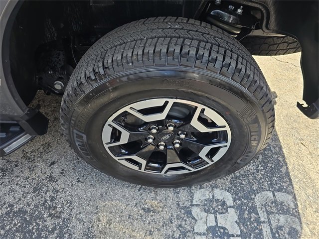 Used 2023 Ford F150 Lightning XLT image 7