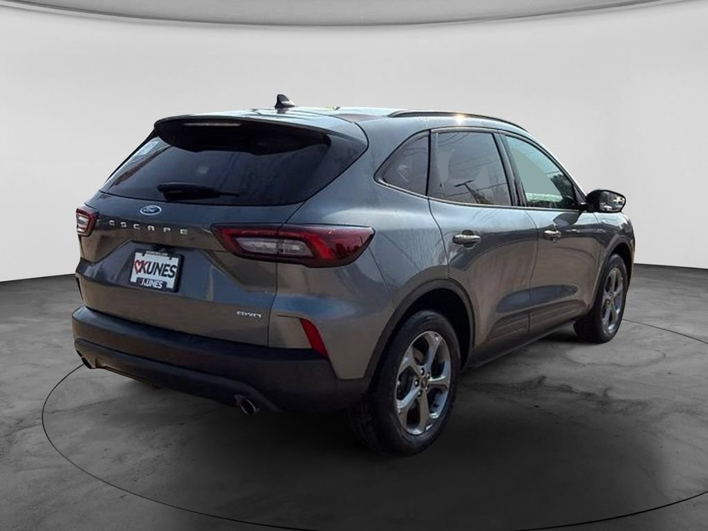 Used 2025 Ford Escape ST-Line AWD/4WD image 9