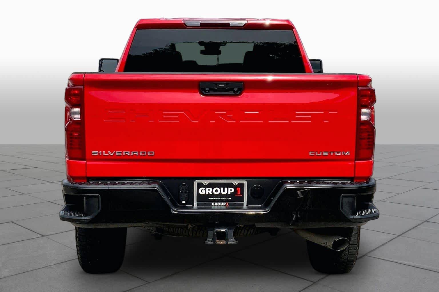 Used 2025 Chevrolet Silverado 2500 Custom w/ Custom Convenience Package AWD/4WD image 5