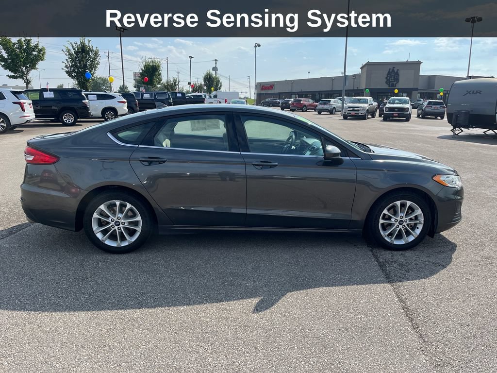 Used 2019 Ford Fusion SE FWD image 8