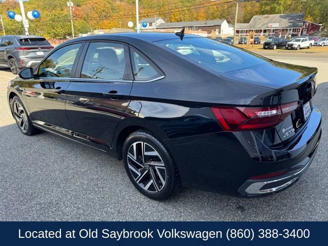 Used 2024 Volkswagen Jetta SEL image 7