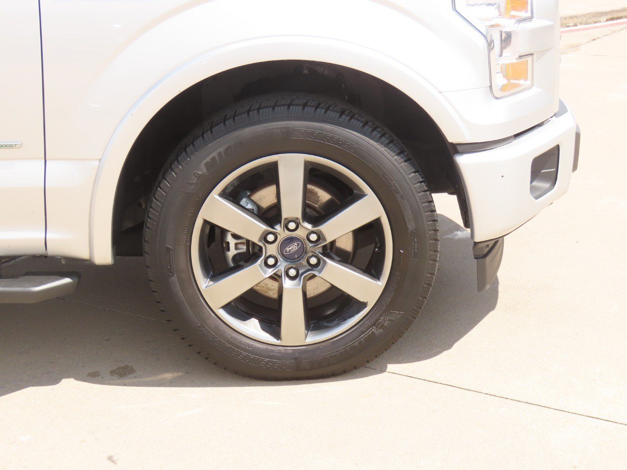Used 2017 Ford F150 XLT w/ Equipment Group 302A Luxury RWD image 9